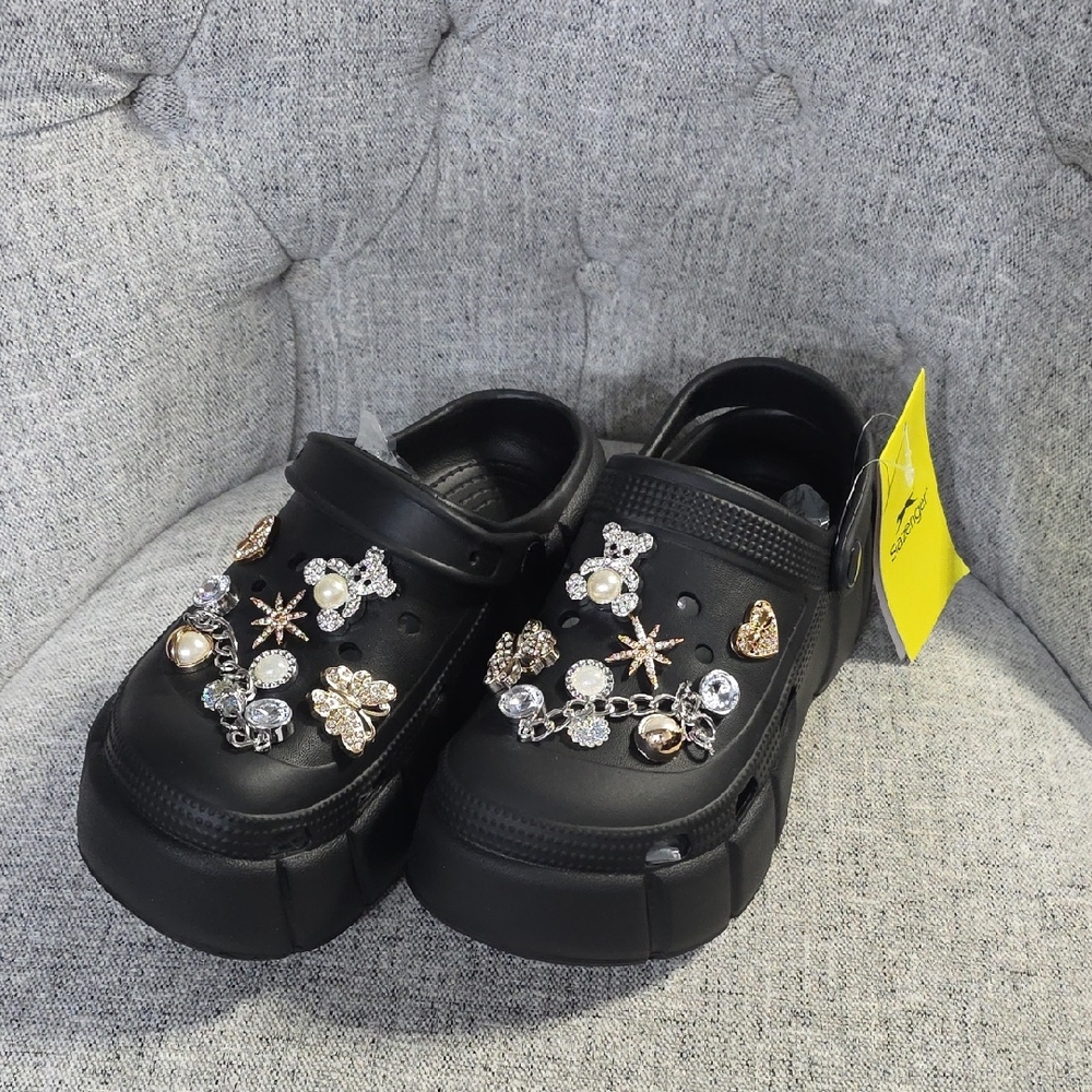 Women’s Black Platform Clogs with Rhinestone Charms – Fashion Thick Sole Slip-On
